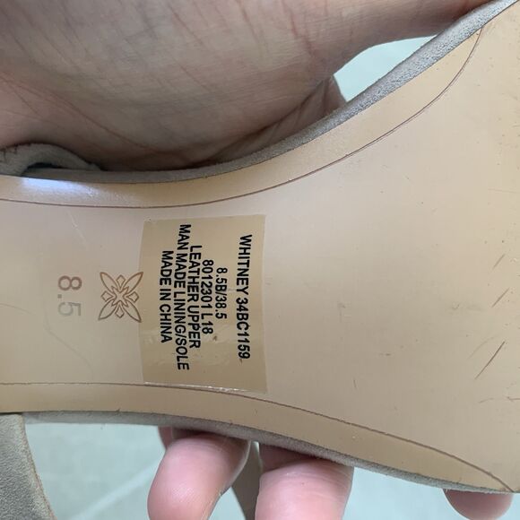 Bcbg Generation Size 8.5 Beige Suede Two Strap Open Toe Sandals With Block Heel - Picture 7 of 7